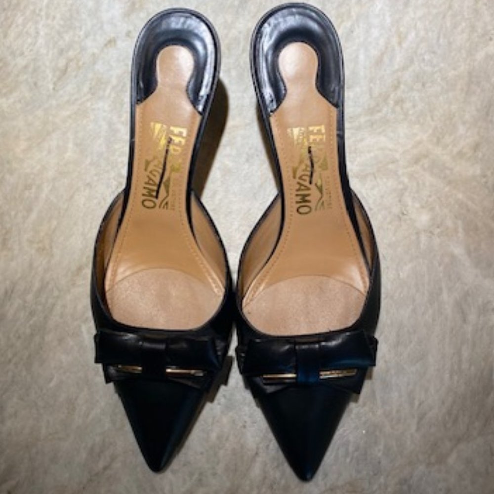 Salvatore Ferragamo black leather slides w kitten heel